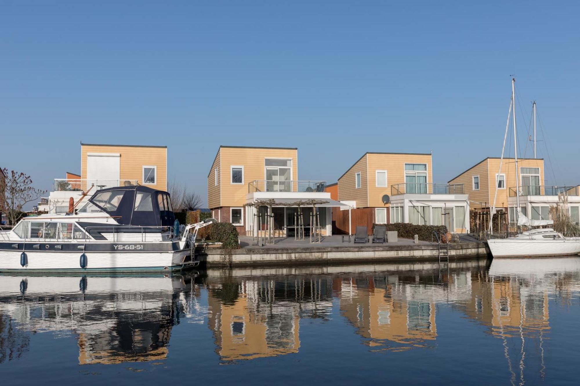 Nautic Rentals - Marinapark Oude-Tonge Exterior foto
