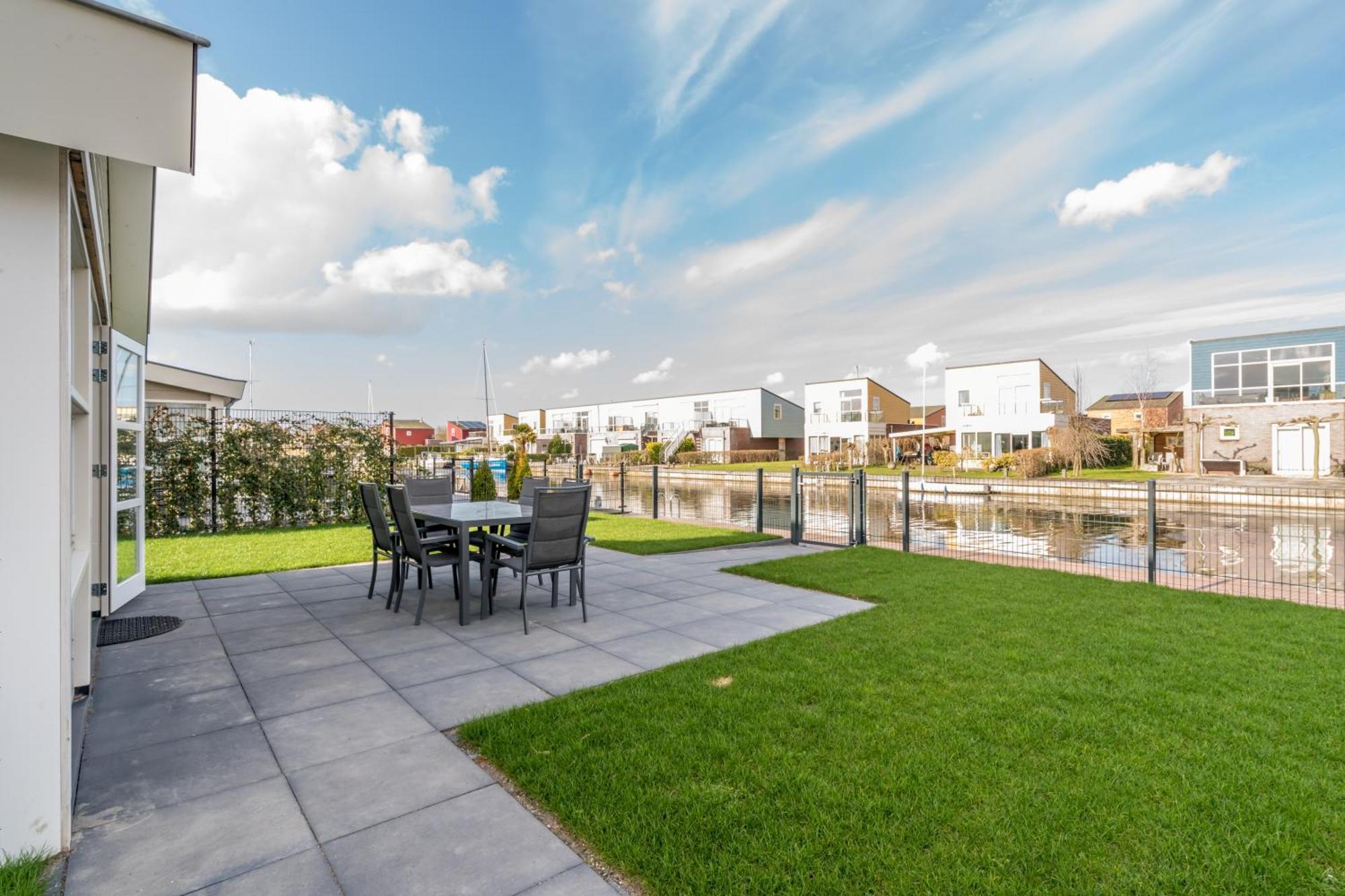 Nautic Rentals - Marinapark Oude-Tonge Exterior foto