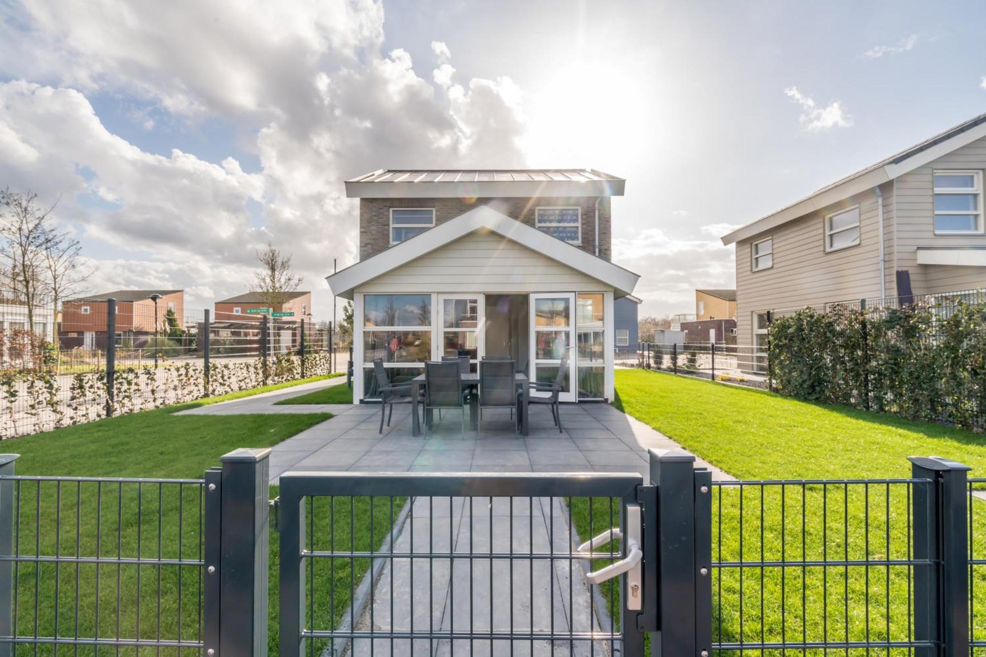 Nautic Rentals - Marinapark Oude-Tonge Exterior foto