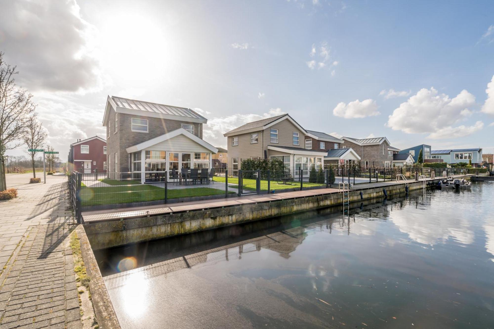 Nautic Rentals - Marinapark Oude-Tonge Exterior foto